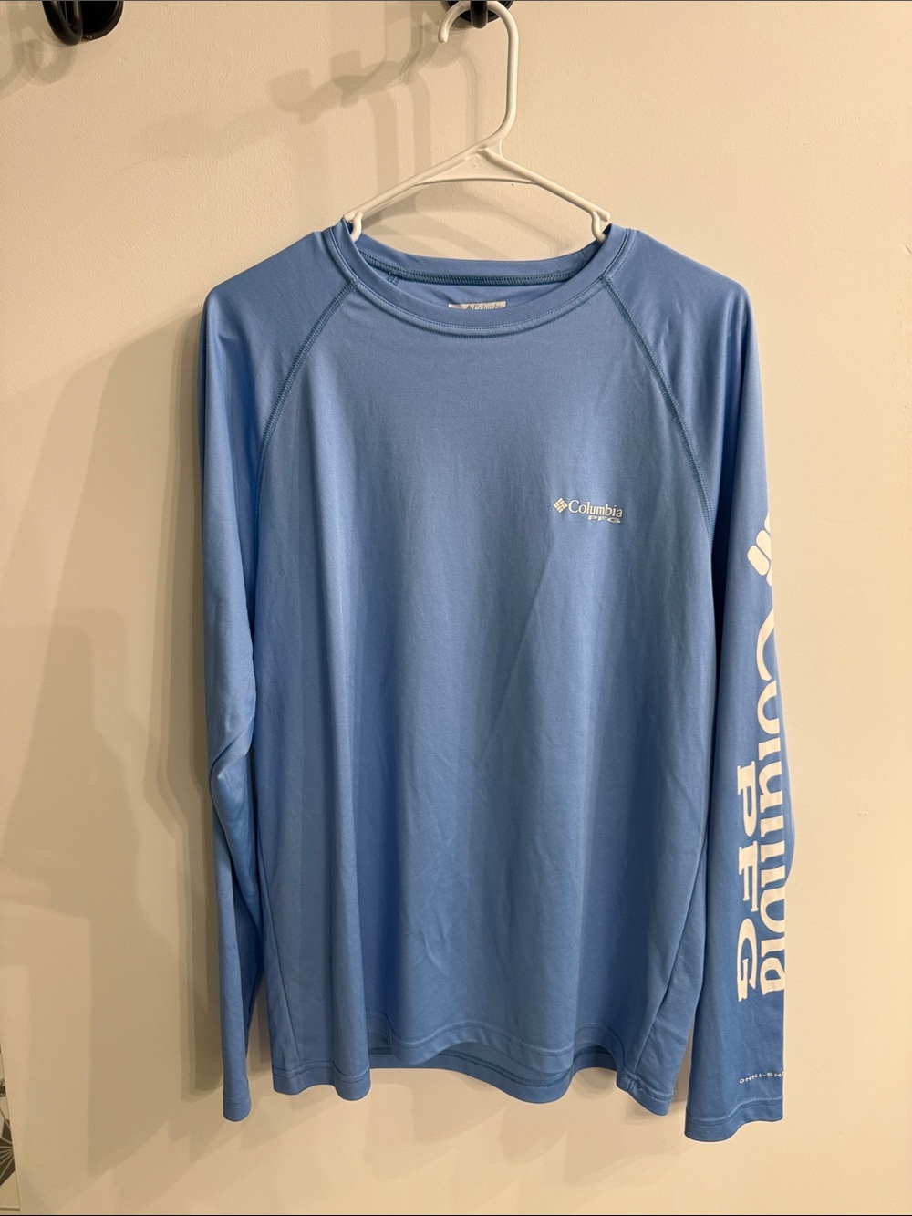 Columbia Long Sleeve Performance Tee in Sky Blue with Sleeve Logo